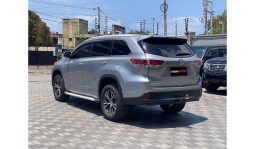 
Toyota Kluger 2016 full									