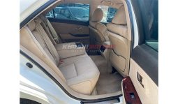 
Toyota Crown Royal Saloon 2009 full									