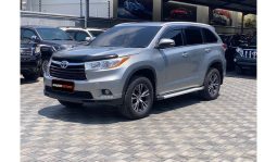 
Toyota Kluger 2016 full									