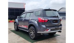 
ISUZU MUX 2016 full									