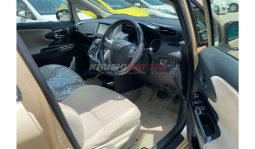 
Toyota WISH 2016 full									