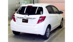 
Toyota VITZ 2016 full									