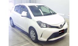 
Toyota VITZ 2016 full									