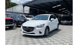 
Mazda DEMIO 2016 full									