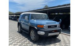 
Toyota FJ Cruiser 2016 full									