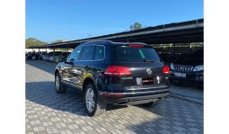 
Volks Wagon TOUAREG 2016 full									