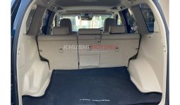 
Toyota LAND CRUISER PRADO 2017 full									