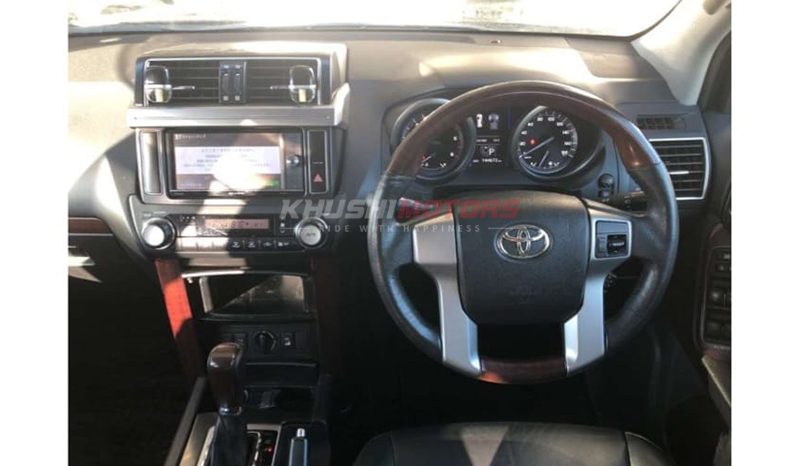 
Toyota LAND CRUISER PRADO 2016 full									