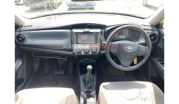 
Toyota Axio 2016 full									