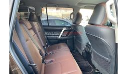 
Toyota LAND CRUISER PRADO 2017 full									