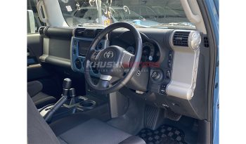 
Toyota FJ Cruiser 2016 full									
