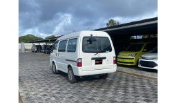 
Mazda Bongo 2017 full									