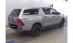 
Toyota HILUX 2018 full									