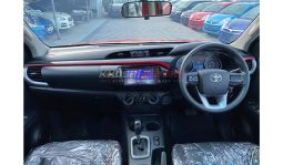 
Toyota Hilux D Cabin 2016 full									