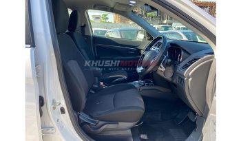 
Mitsubishi RVR 2017  full									