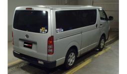 
Toyota HIACE VAN 2017 full									