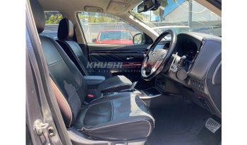 
Mitsubishi Outlander PHV 2017 full									