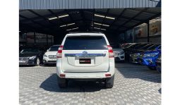 
Toyota Land Cruiser Prado 2017 full									