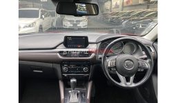 
Mazda Atenza Wagon 2017 full									