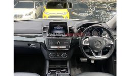 
Mercedes Benz GLE350D 2017 full									