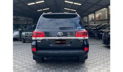 Toyota Land Cruiser ZX V8 2017