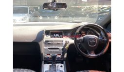 
Audi Q7 2006 full									