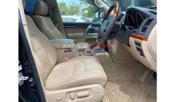 
Toyota Land Cruiser V8 2014 full									