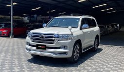 
Toyota Land Cruiser 2017 full									