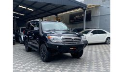 
Toyota Land Cruiser V8 2014 full									