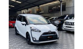 Toyota Sienta 2017