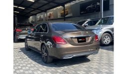 Mercedes Benz C220D 2017 full