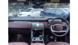 
										Land Rover Range Rover Vogue 2023 full									