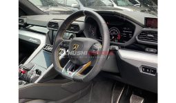 
Lamborghini Urus 2019 full									