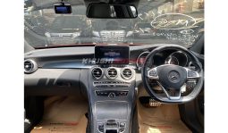 
Mercedes Benz C200 2017 full									