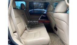 
Toyota Land Cruiser V8 2014 full									