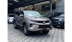 
Toyota Fortuner 2017 full									