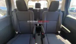 
Toyota Noah 2017 full									