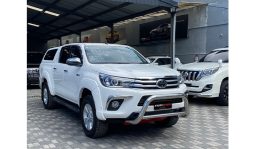 
Toyota Hilux D Cabin 2017 full									