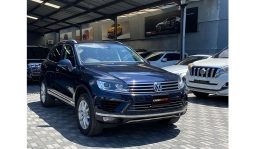 
Volkswagen Touareg 2017 full									