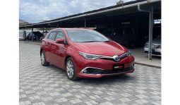 
Toyota Auris HYB 2017 full									