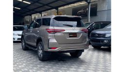 
Toyota Fortuner 2017 full									