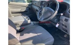 
Nissan Caravan 2017 full									