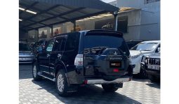 
Mitsubishi Pajero 2017 full									