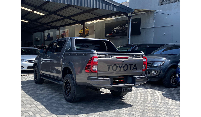 Toyota Hilux Double Cabin 2017