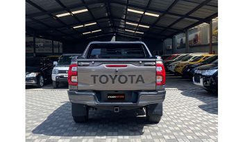 
										Toyota Hilux Double Cabin 2017 full									