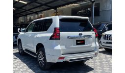 
Toyota Land Cruiser Prado 2018 full									