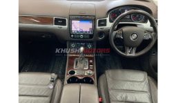 
Volkswagen Touareg 2017 full									