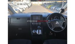 
Mitsubishi Delica D5 2017 full									