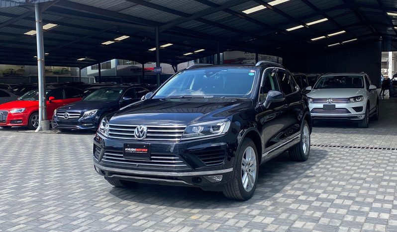 
Volkswagen Touareg 2017 full									