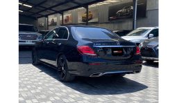 
Mercedes Benz E200 2017 full									